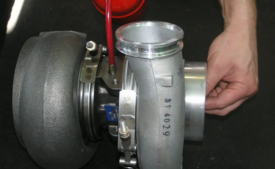 Jak ustawić sztangę turbiny, żeby nie uszkodzić turbo?