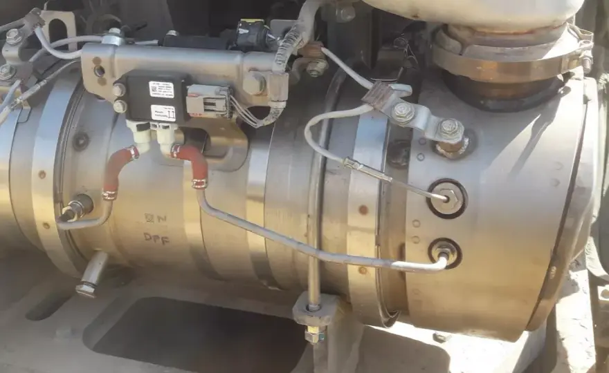 Czy diesel ma katalizator? DOC, DPF i SCR w praktyce